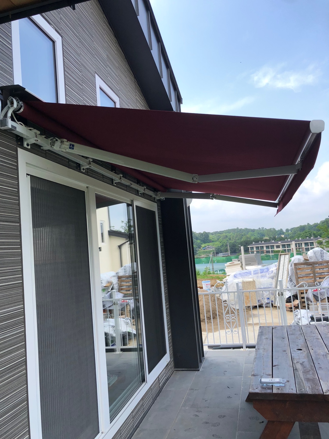 2038599400_HOP8E9fN_8184a4c97107d2bedd9ff4eed49872323cf77bca.jpg 이미지크게보기