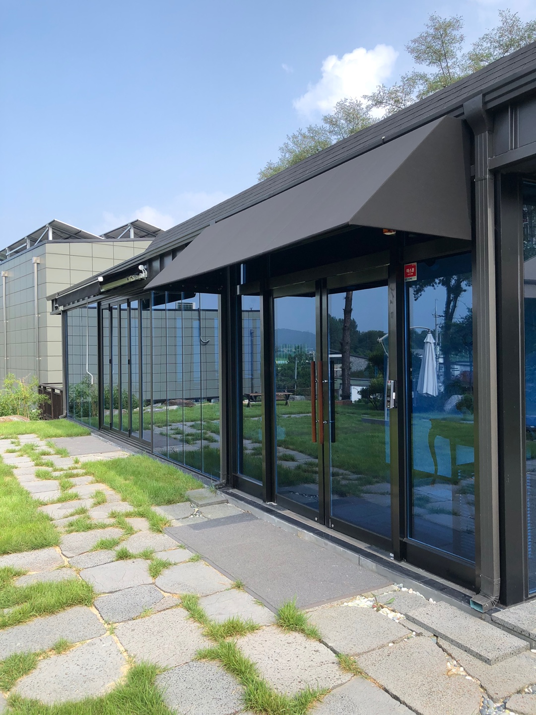 2038599400_LxW65Z4b_32e453ead689758c0b8816caa6761dd7d32c75c3.jpg 이미지크게보기