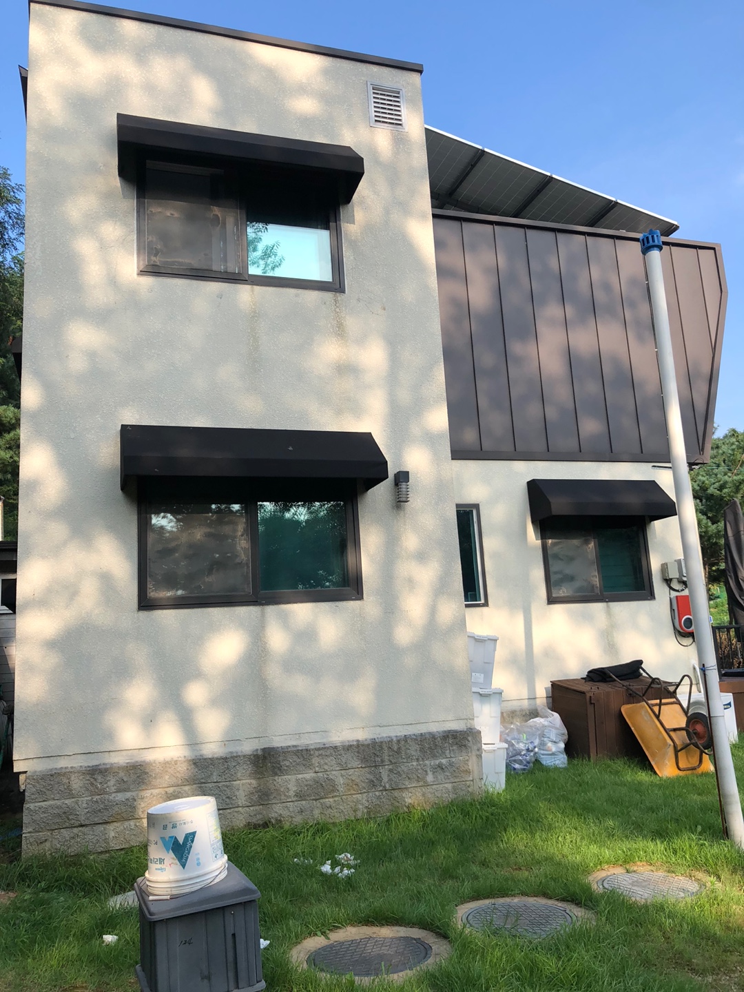 2038599400_lq1vceSR_fc24fa6c8ee5acb9dc707c0a8f0d2f5e58f810ca.jpg 이미지크게보기