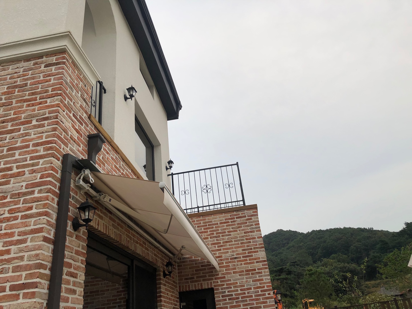 2038599400_oIWmJgOq_cf8ad58cb6ecec97c6a41e3f4ee7691b374cf199.jpg 이미지크게보기