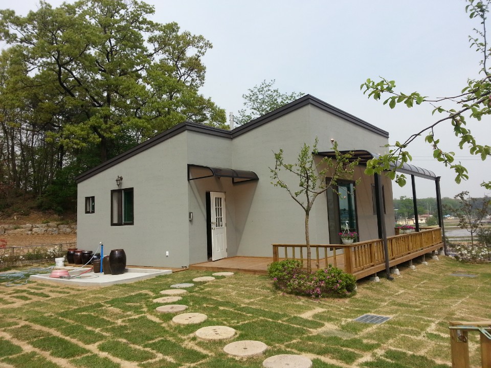 2038599400_Ljit4yfo_4eb0c547f3aab77ce57978034da23505de7c223f.jpg 이미지크게보기